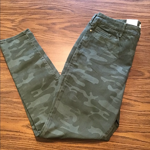 Women’s Camouflage Jeans Sz 16/33 - Picture 3 of 6